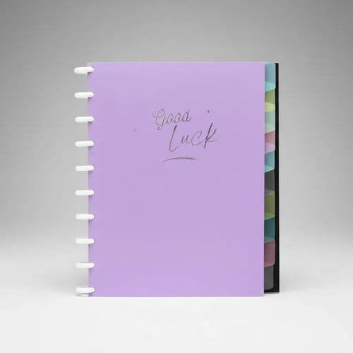 Caderno Colegial 50 Folhas Disco Capa PP com Estojo Régua e 10 Divisórias 18x24 cm Lilás Romitec - Imagem 6